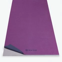 Gaiam Towels No-Slip Yoga Towel