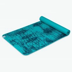 Gaiam Premium Insta-Grip Yoga Mat (6mm)
