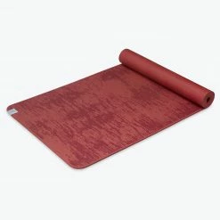 Gaiam Premium Insta-Grip Yoga Mat (6mm)