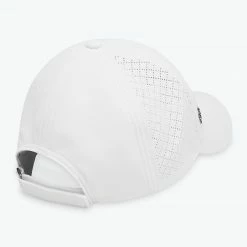 Gaiam Yoga Gear Wander Breathable Geo Hat