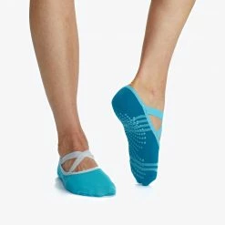 Hot Sale π Gaiam Yoga Gear Grippy Yoga-Barre 𧦠Socks - 2 Pack β 34 Gaiam Yoga Gear Grippy Yoga-Barre Socks - 2 Pack