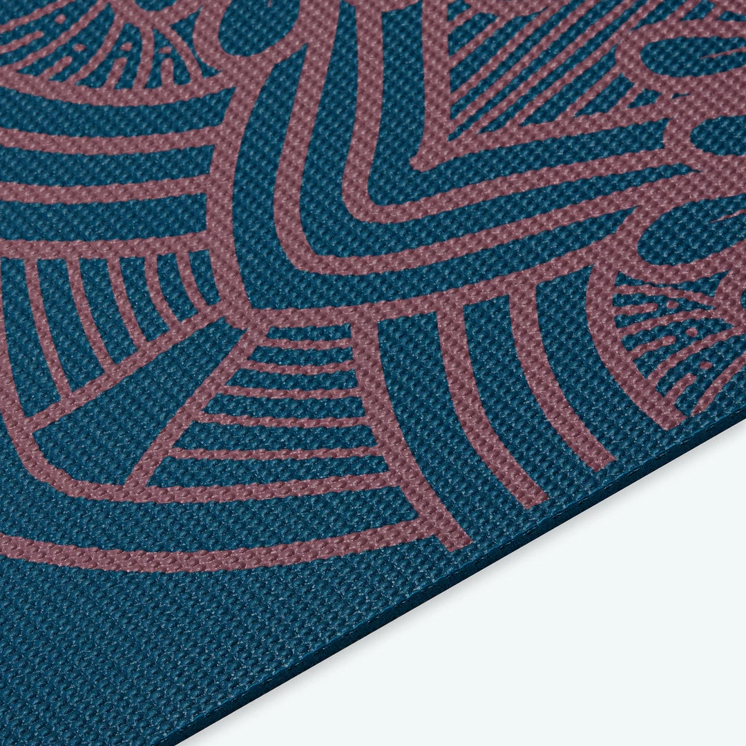 Outlet π Gaiam Premium Sapphire Ink Yoga Mat (6mm) π 4 Gaiam Premium Sapphire Ink Yoga Mat (6mm)