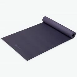 Gaiam Antimicrobial Yoga Mat (6mm) Yoga Mats